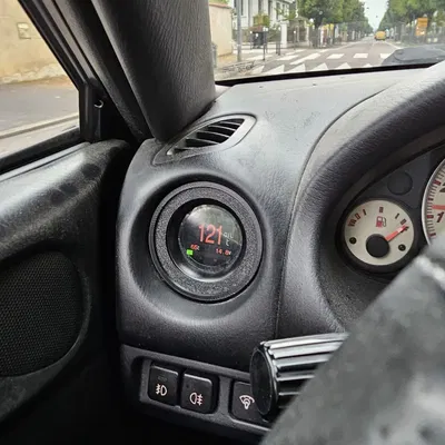 Giá đỡ đồng hồ OBD2 cho MX5 MK2/NBFL sử dụng Autool X60