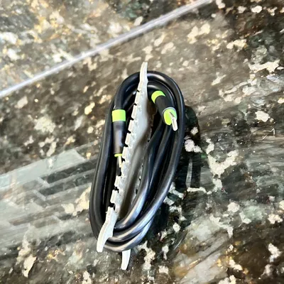 Giá đỡ cuộn dây cáp tiện lợi