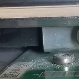 Bánh xe gantry bị vỡ cho máy cắt laser Glowforge