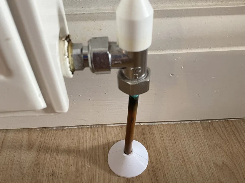 Bọc ống radiato 8mm dạng 2 mảnh gắn khít - Image 1