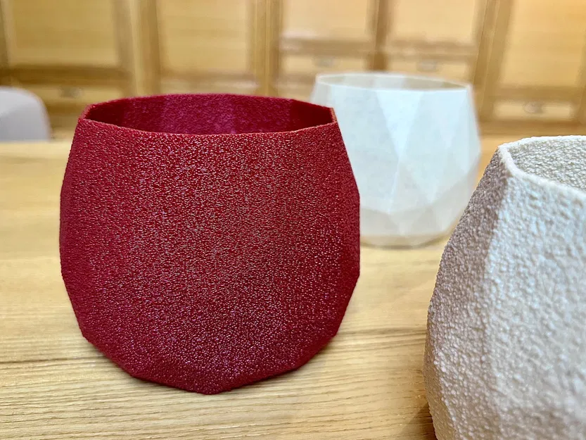 Chậu cây Low Poly in chế độ bình vase - Image 1