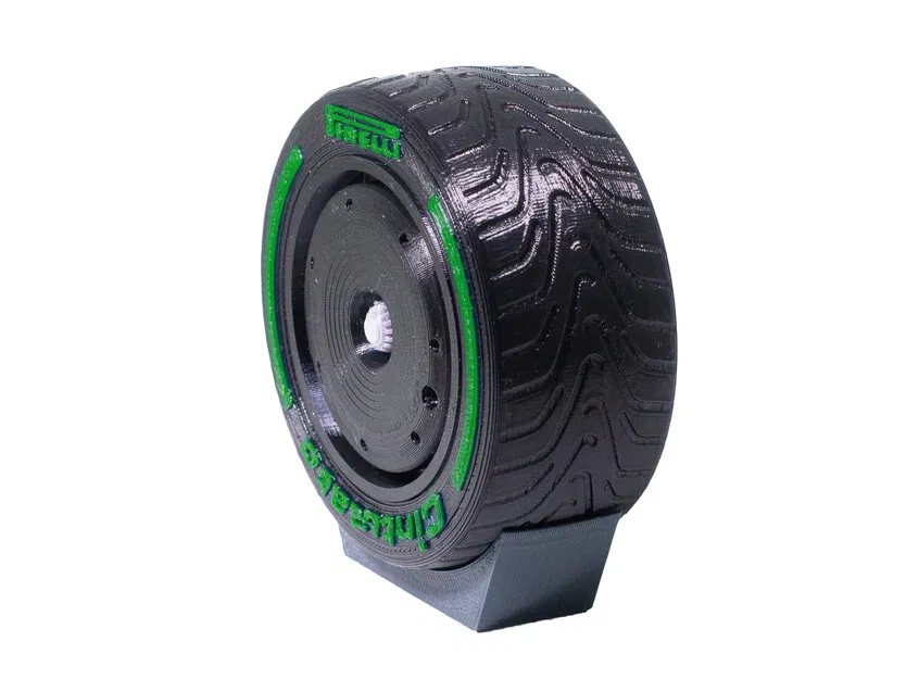 Lốp xe Pirelli 18-inch cho Formula 1 mùa giải 2022 - Image 2