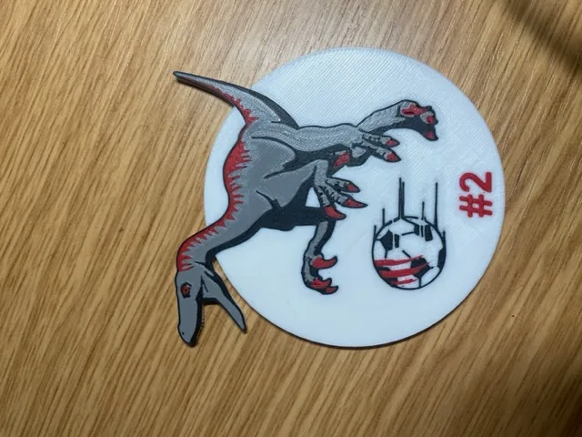 Đế ly hình khủng long raptor cho bia và đồ uống - Image 3