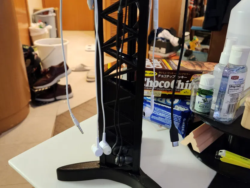 Giá đỡ tai nghe phong cách công nghiệp - Image 1