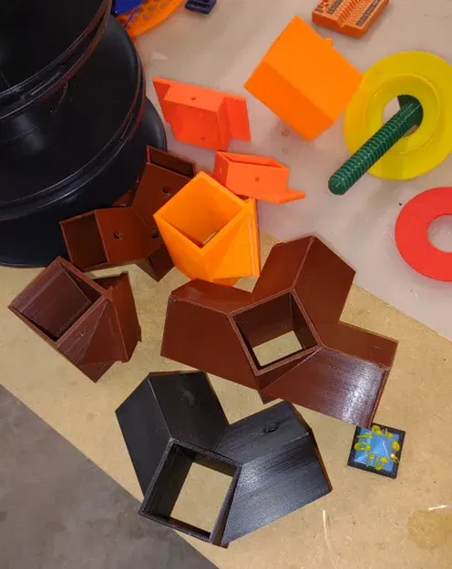 Giá đỡ và giá treo cuộn filament cho Hypercube Evolution - Image 1