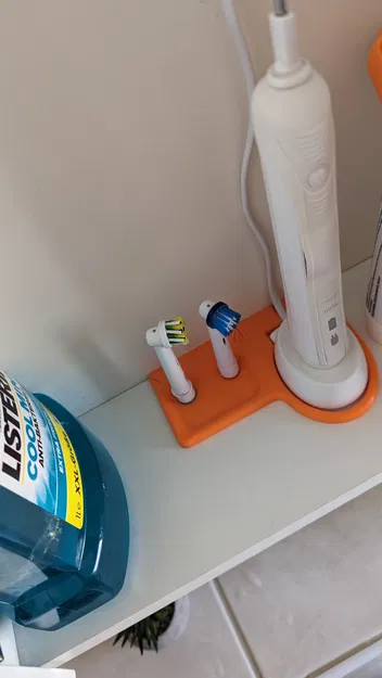 Giá đỡ bàn chải đánh răng Oral-B có đế cố định - Image 1