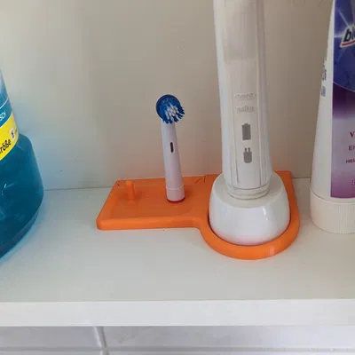 Giá đỡ bàn chải đánh răng Oral-B có đế cố định