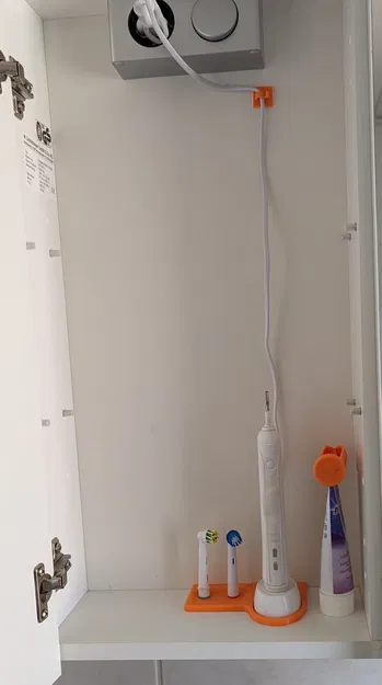 Giá đỡ bàn chải đánh răng Oral-B có đế cố định - Image 5