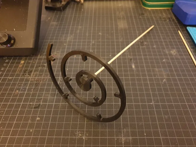 Giá đỡ xoắn cho cây trồng với kích thước 12cm - Image 2