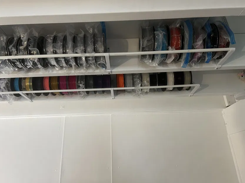 Giá đỡ cuộn filament trên mái nhà sử dụng thanh rèm - Image 1