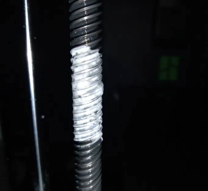 Bộ bảo vệ phun mỡ cho thanh ren 8mm - Image 3