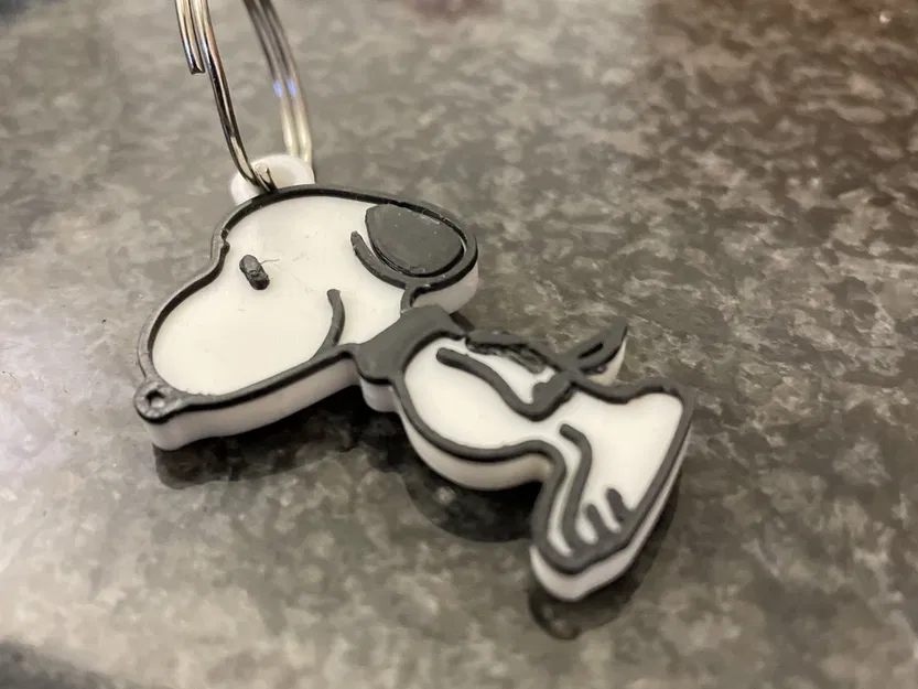 Móc khóa Snoopy dễ thương và độc đáo - Image 1