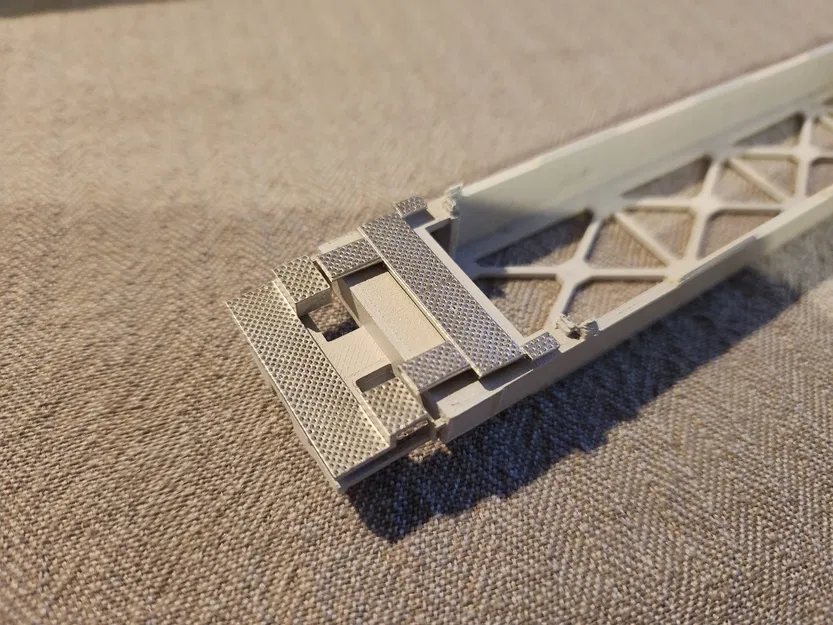 Xe chở hàng liên vận 40' với thân trơn - Image 4