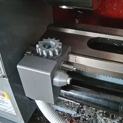 Cải tiến đầu dừng cho xe đẩy máy tiện mini