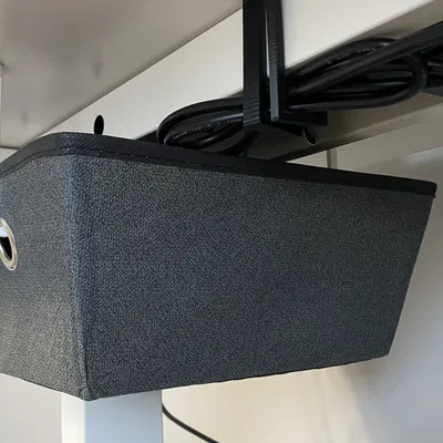 Giá đỡ tổ chức bàn làm việc đơn giản dưới bàn