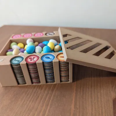 Hộp đựng token thực phẩm và trứng trong Wingspan