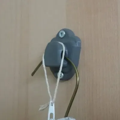 Móc treo đồ cho phòng giặt giũ chắc chắn