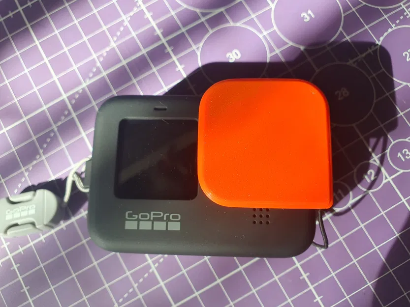 Nắp ống kính GoPro 11/10/9 có lỗ treo dây - Image 5