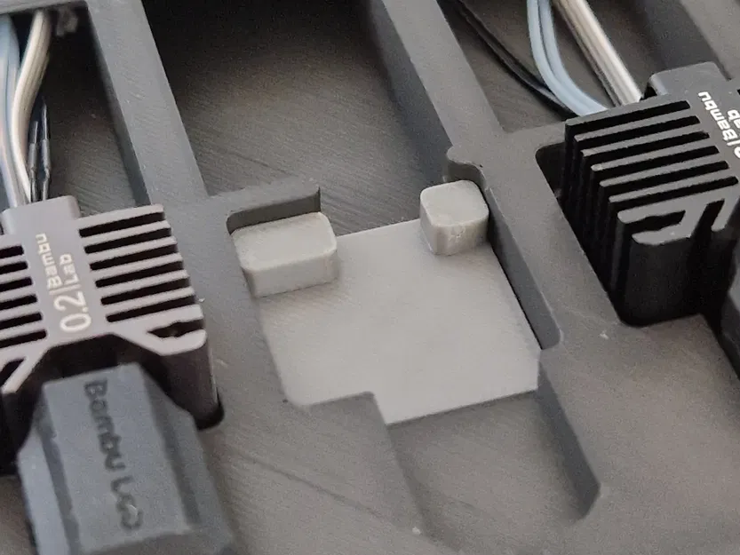 Giá đỡ cho hotend không quạt trong hộp Bambu - Image 3