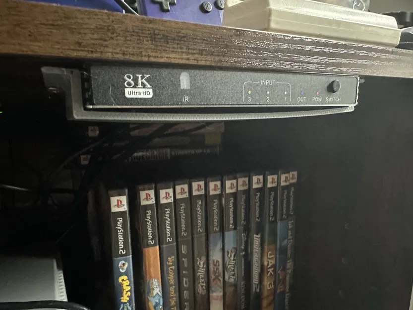 Giá đỡ lắp đặt KVM Switch cho trung tâm giải trí - Image 1