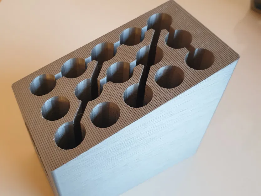 Giá đỡ bút nhỏ gọn với logo PRUSA - Image 3