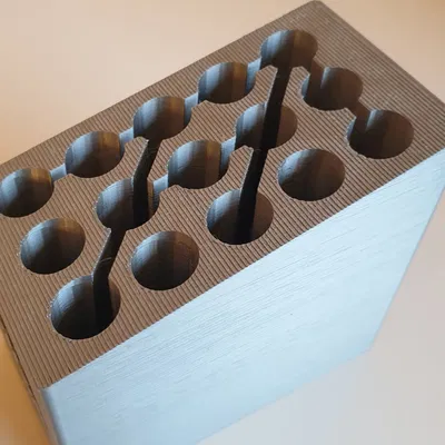 Giá đỡ bút nhỏ gọn với logo PRUSA