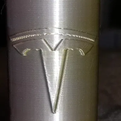 Vỏ bật lửa Bic thiết kế theo phong cách Tesla