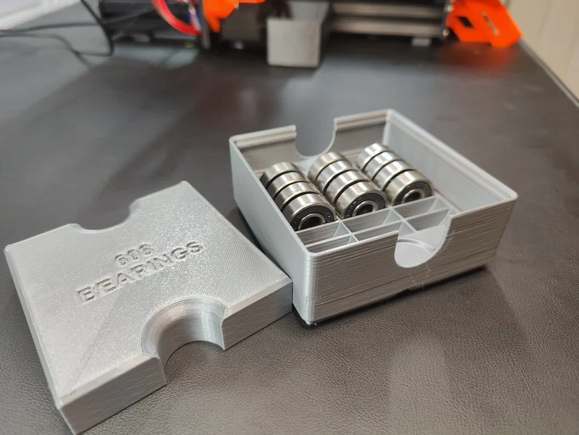 Giá đỡ bi 608 với nắp che bụi Gridfinity - Image 1