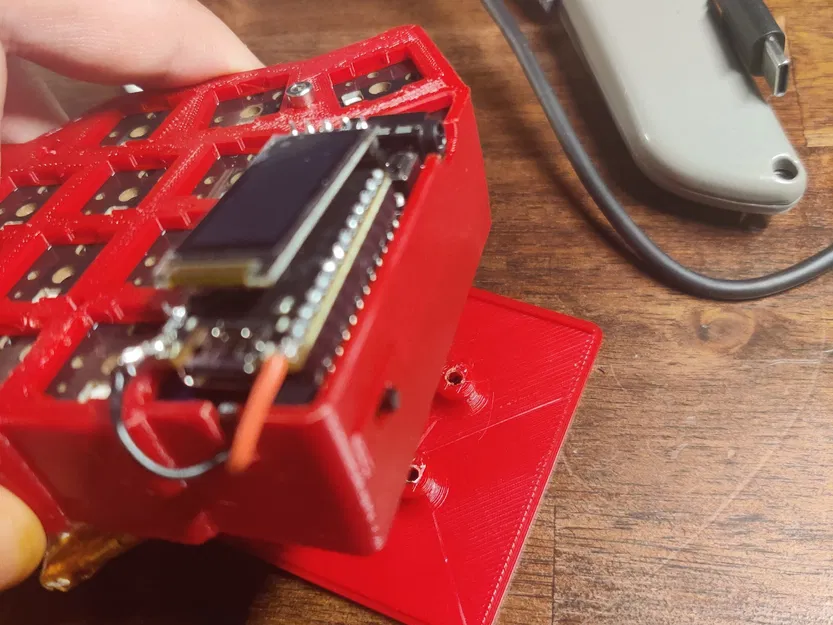 Vỏ case CBT cho bàn phím Corne với góc 7.5 độ - Image 4