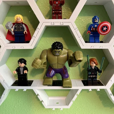 Giá đỡ nhân vật LEGO hình lục giác cho nhân vật lớn