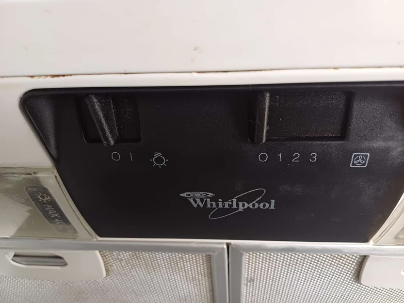 Nút trượt thông gió cho bếp Whirpool AKR 676 - Image 3