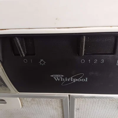 Nút trượt thông gió cho bếp Whirpool AKR 676