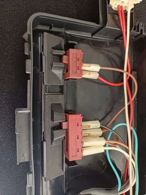 Nút trượt thông gió cho bếp Whirpool AKR 676 - Image 4