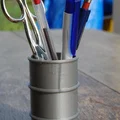Giá đỡ bút hình thùng dầu nhỏ gọn cho bàn làm việc - Thumbnail 1