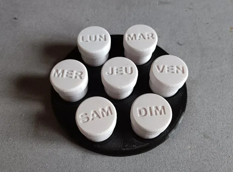 Hộp đựng thuốc hàng tuần tiện lợi - Image 2
