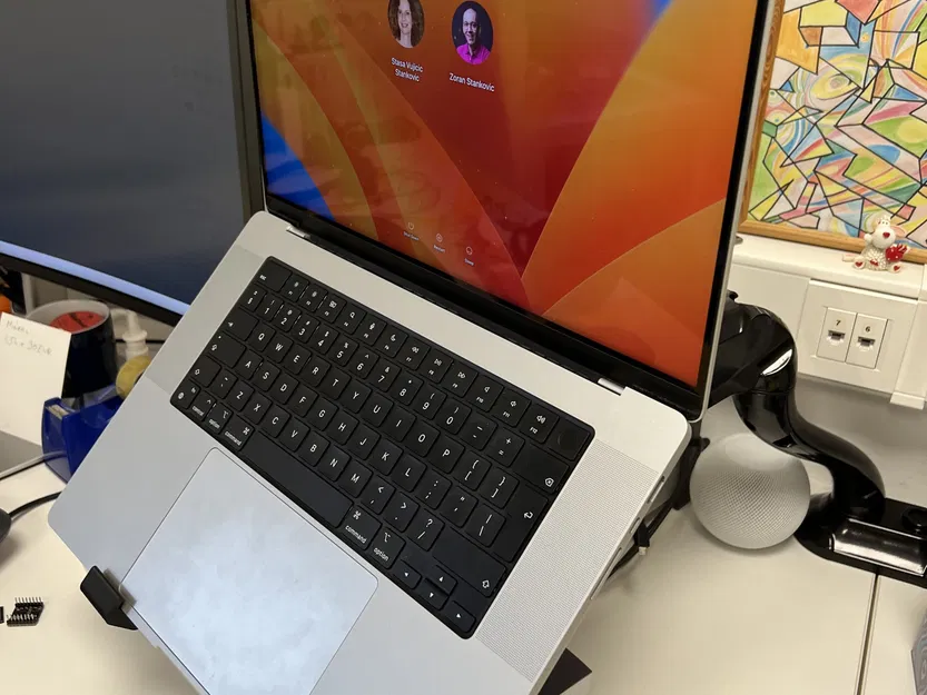 Giá đỡ laptop VESA siêu bền cho tay đỡ khí nén - Image 1