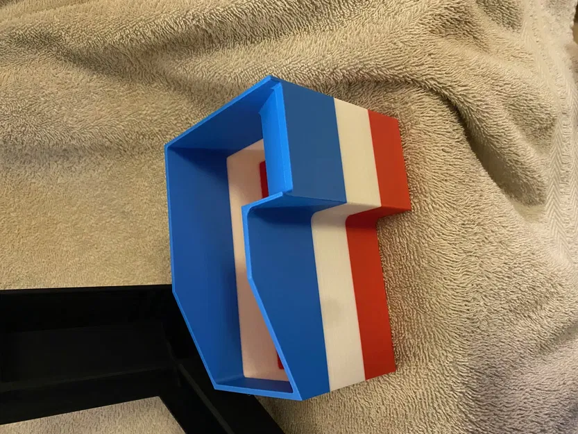 Thùng chứa và ống xả phân với bán kính chặt hoàn hảo - Image 1