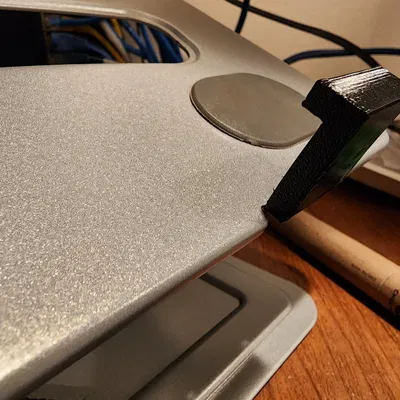 Giá đỡ laptop LORYERGO với thiết kế cải tiến