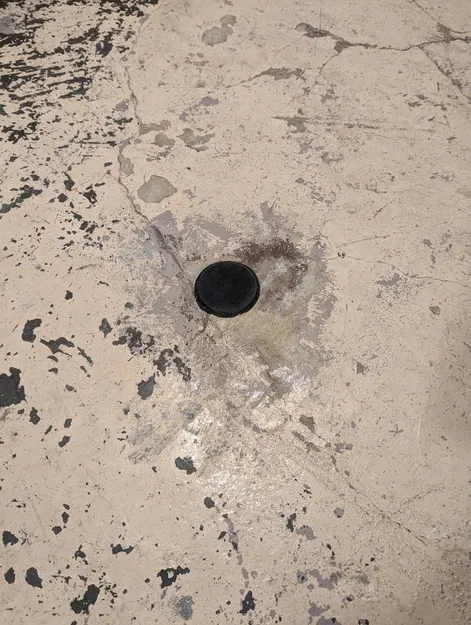 Nắp bịt lỗ cho sàn hầm - Image 1