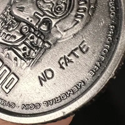 Đồng xu tưởng niệm T-800 trong phim Terminator