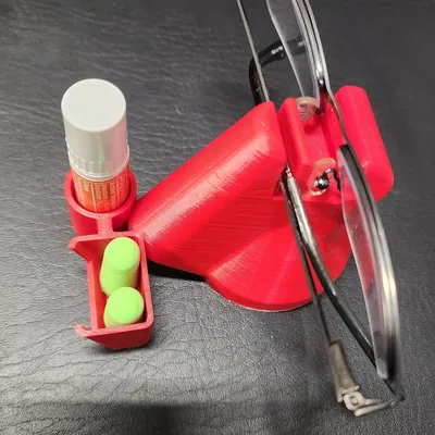 Giá đỡ kính kết hợp với giá đỡ nút tai Chapstick