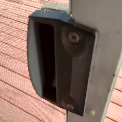 Tay cầm thay thế cho cửa lưới trượt