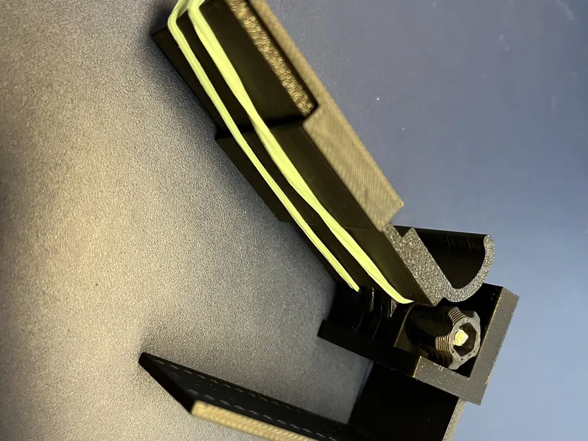 Giá đỡ máy bay điều chỉnh bằng dây cao su - Image 2