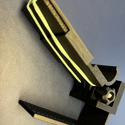 Giá đỡ máy bay điều chỉnh bằng dây cao su