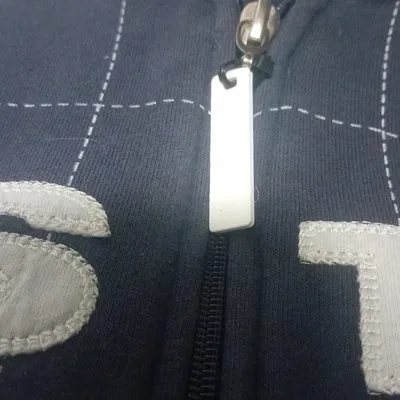 Phụ kiện thay thế cho khóa kéo bị hỏng