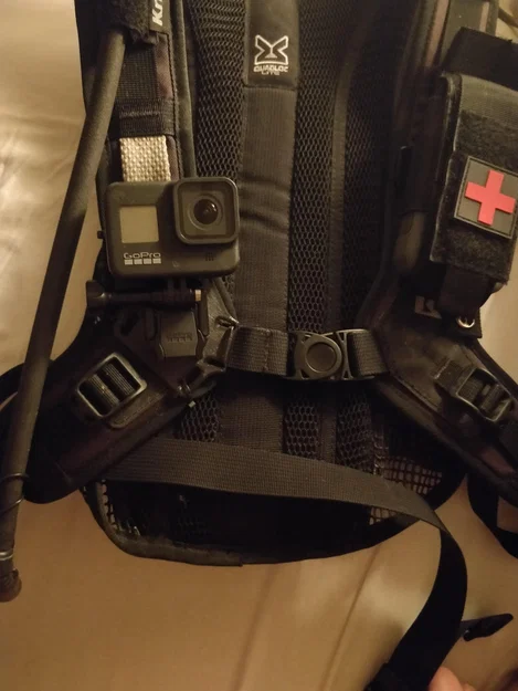 Giá đỡ gopro gắn trên ba lô Kriega Hydro - Image 1