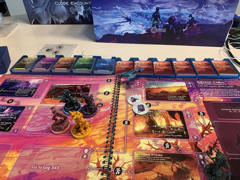 Khay đựng thẻ khám phá và thẻ thương tích trong trò chơi ISS V... - Image 1