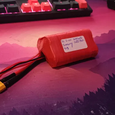 Giá đỡ pin 21700 cho mô hình FPV wing