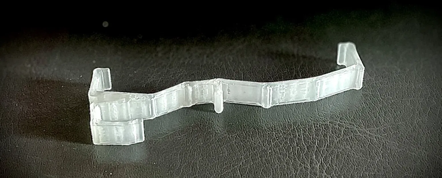 Kẹp valance nhựa trong cho rèm cửa "Blinds Unlimited - Image 1