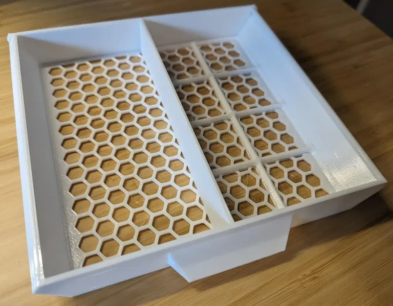 Hộp kéo dưới bàn kết hợp với ngăn Gridfinity 2x4 - Image 3